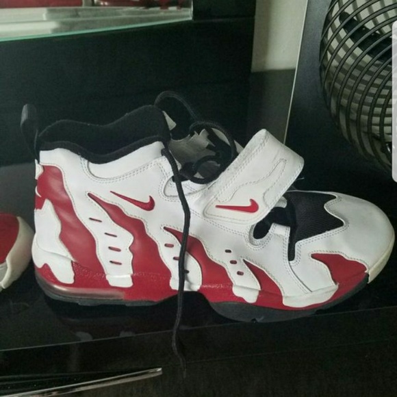 Shoes - Picture 2 of 2